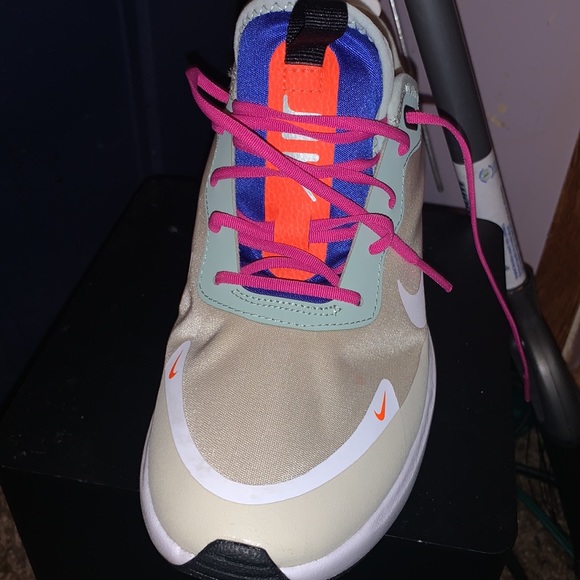 Brand new,Nike Air,Never worn,Must have - Picture 3 of 4